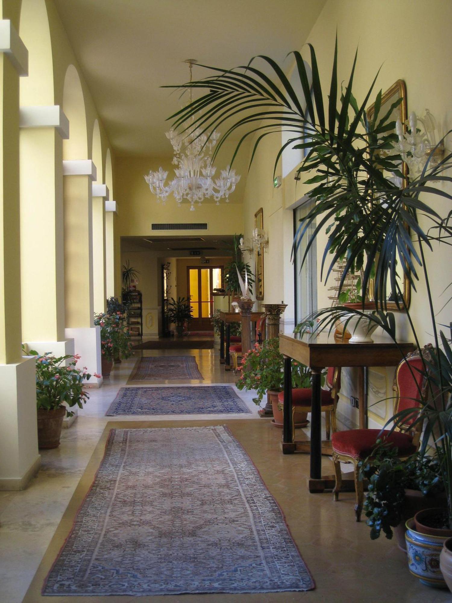 Hotel San Luca Сполето Екстериор снимка